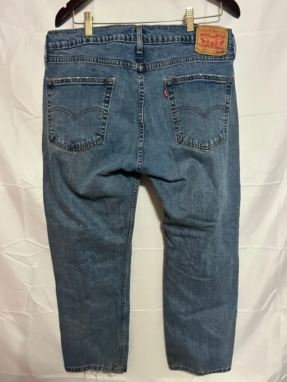 Levi's 505 Jeans 36x29 Blue Straight Leg Denim Classic Fit Distressed